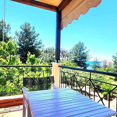 Pine Beach Holiday Home 2 Bedrooms 50 Meters To The Beach Kalyves Polygyrou Kültér fotó