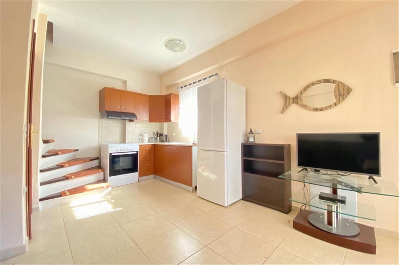 Pine Beach Holiday Home 2 Bedrooms 50 Meters To The Beach Kalyves Polygyrou Kültér fotó
