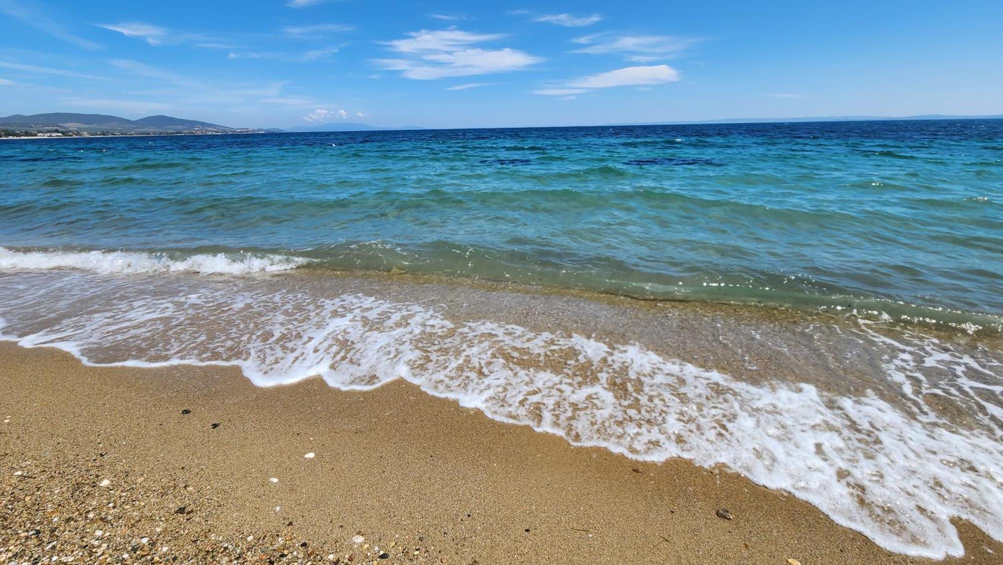 Pine Beach Holiday Home 2 Bedrooms 50 Meters To The Beach Kalyves Polygyrou Kültér fotó